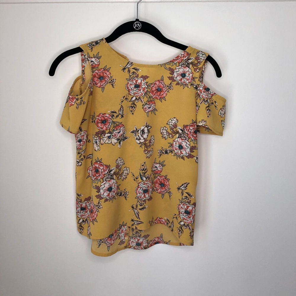 Flowered top